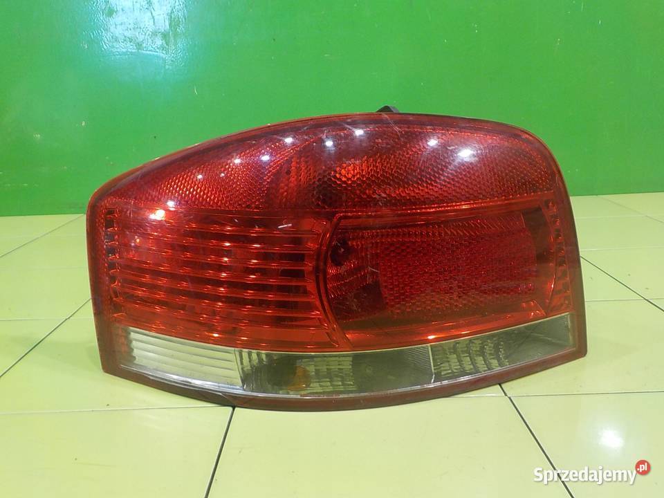 AUDI A3 8P II 20 TDI 05r HB 3D lampa lewa tyl Suków sprzedam