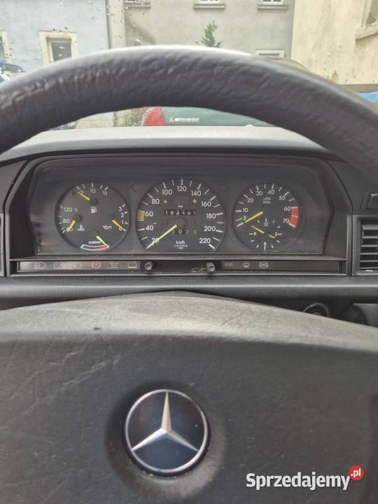 Mercedes w201 190 Komorniki