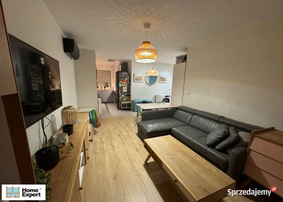 3pok 57met Kajdasza BALKONKOMÓRKAGARAŻ Wrocław Rok budowy 2021