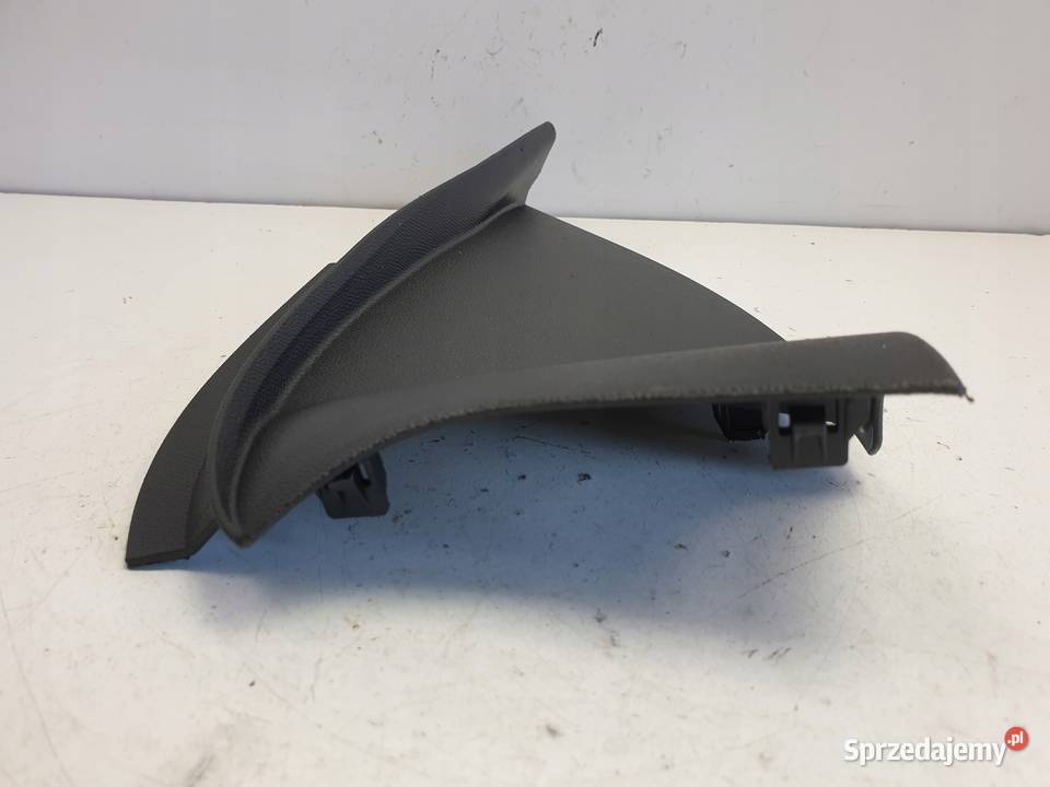 Corsa F 12 12V PRAWA OSŁONA DESKI ROZDZIELCZEJ Rudka