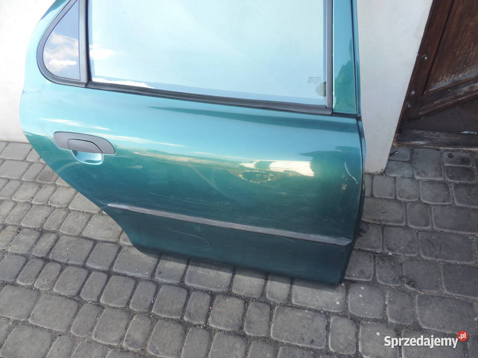FORD MONDEO MK2 SEDAN DRZWI PRAWY TYŁ osobowe Nowy Sącz