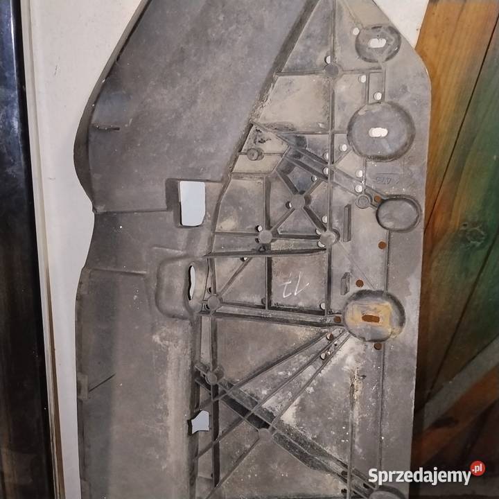 Absorber zderzaka przód Audi A4 B9 Avant osobowe