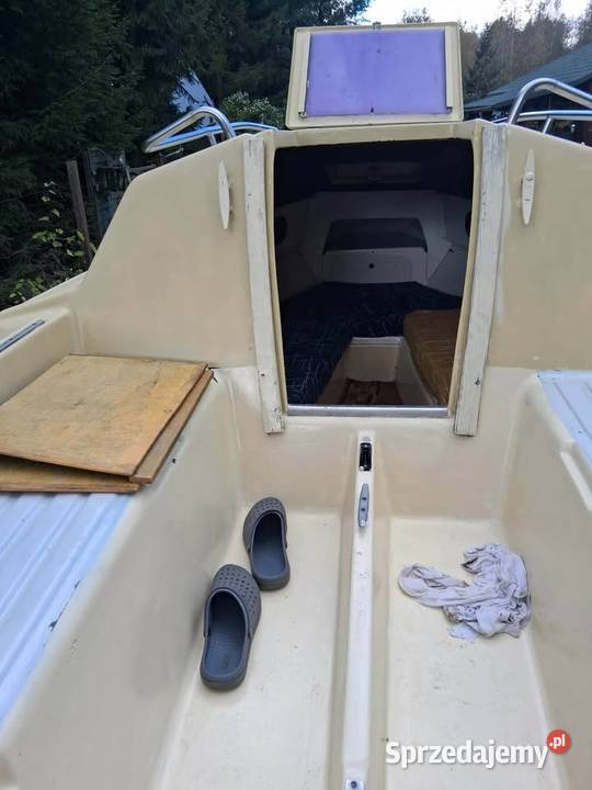 Sprzedam Łódź Bez 4 przerobiony pod silnik Augustów