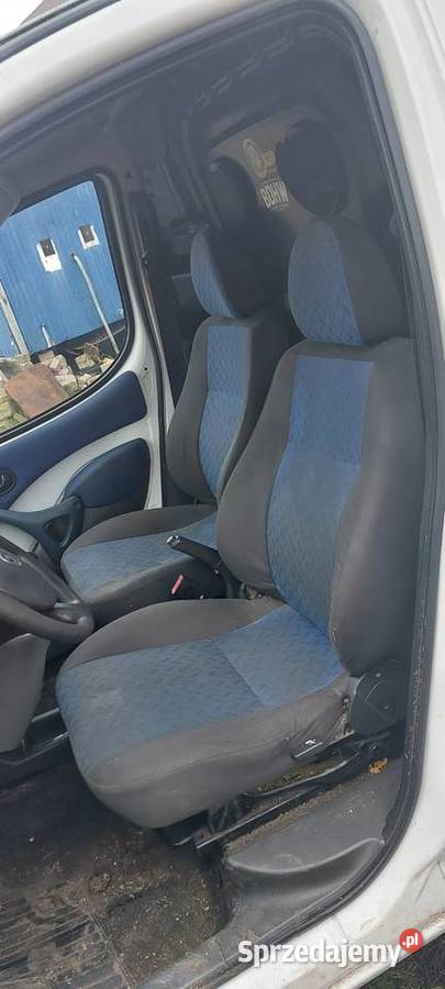 Fotele przód lewy prawy Fiat Doblo 2006 r