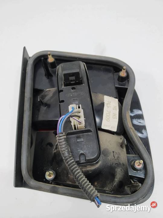 LAMPA TYŁ W KLAPĘ PRAWA SEDAN 9157009 Volvo S70 sprzedam