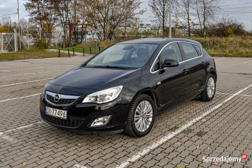 Opel Astra 20CDTI 160 Bezwypadkowy 191 Rok produkcji 2011 Wrocław