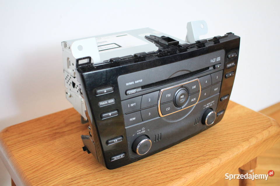 RADIOODTWARZACZ CD MAZDA 6 deski rozdzielcze, konsole Góra