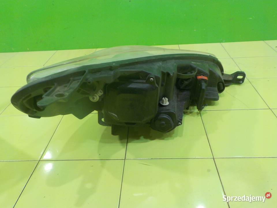 PEUGEOT 407 COUPE 30 V6 06r 2D COUPE lampa lewa osobowe Suków sprzedam