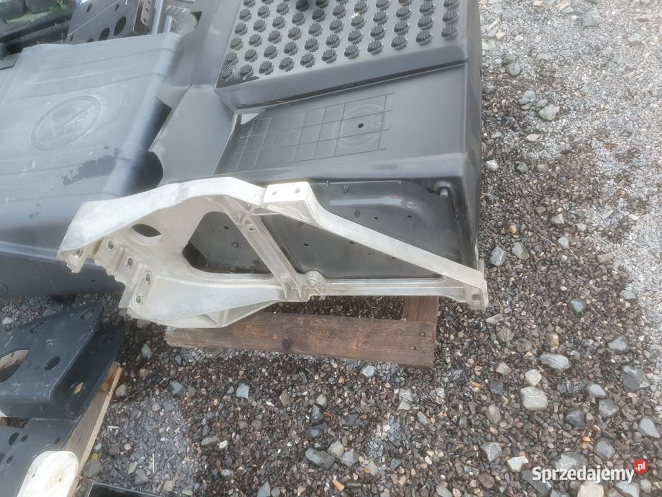 Skrzynka na akumulator MAN TGL Mercedes Volvo Górno