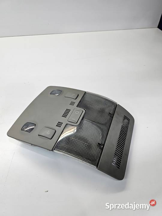 LAMPKA OŚWIETLENIE KABINY AUDI A4 B6 B7 Przystajń