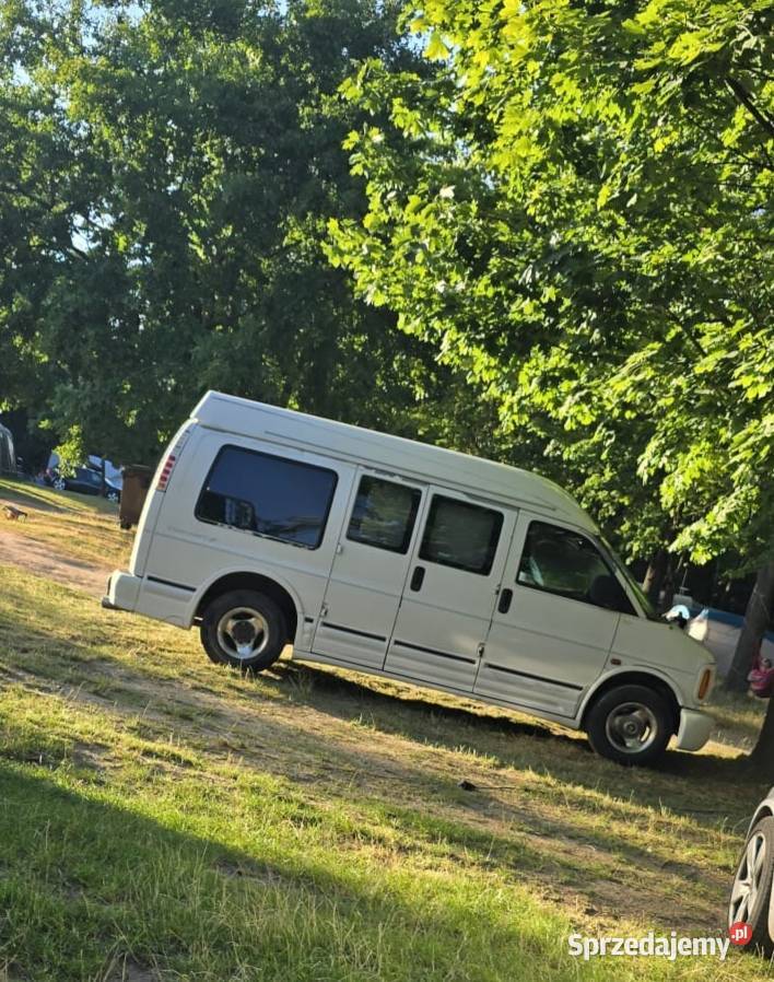 Salonka Chevrolet StarCraft Heritage Diesel V8 Nysa