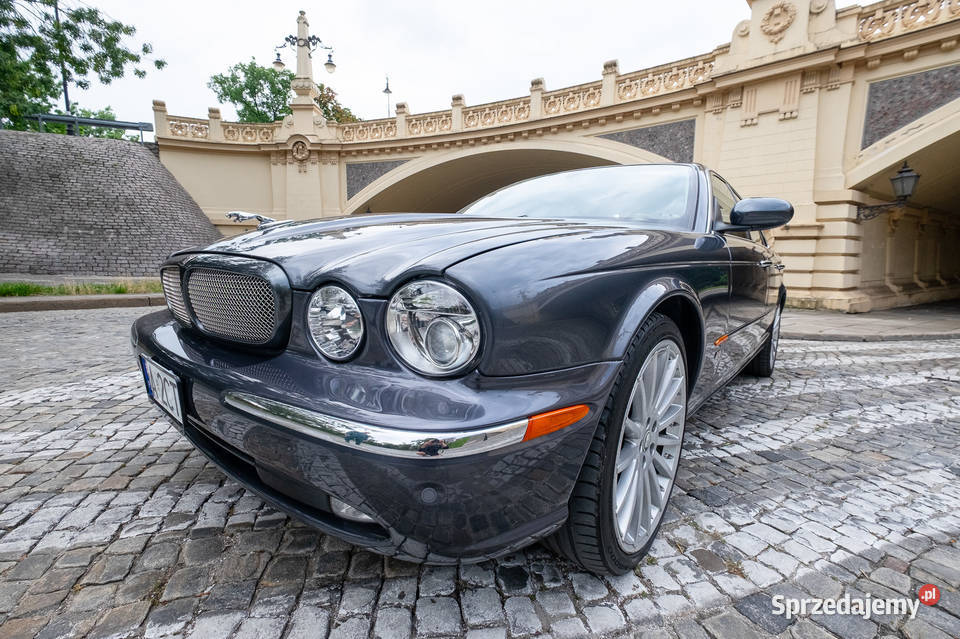 Jaguar XJR X350 z 2005 r W doskonałym stanie z Warszawa