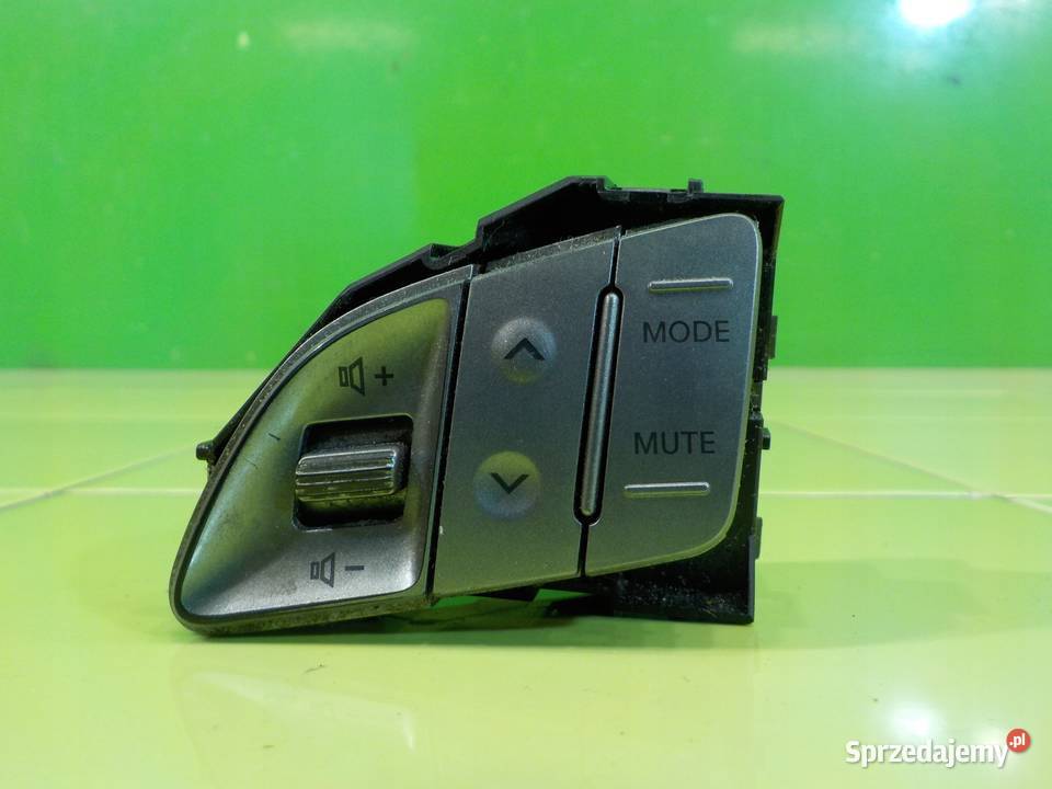 HYUNDAI ix35 17 CRD 12r 5D przelaczniki Suków