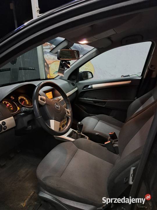Opel Astra H 16b 2009r ważne oplatyPT do lubuskie sprzedam