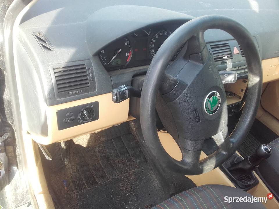 Skoda Fabia deska rozdzielcza poduszki pasy Łódź