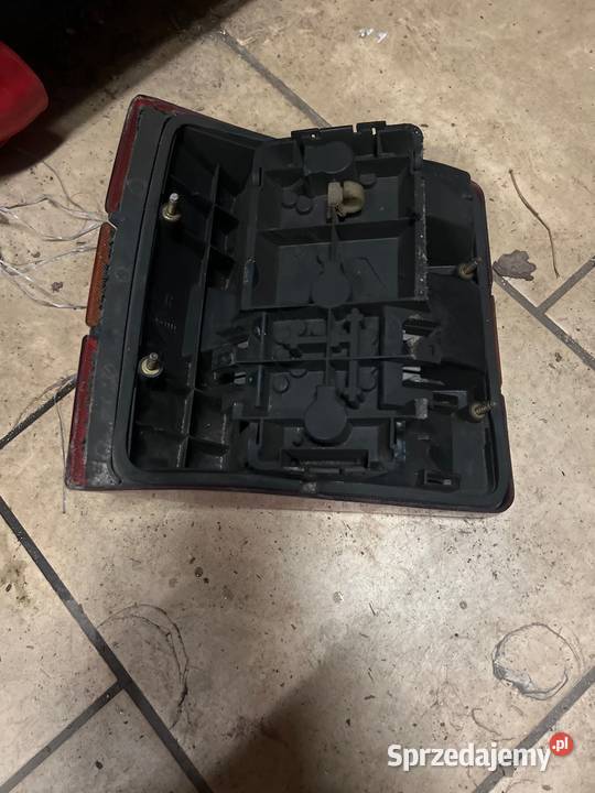 Lampa tyl prawy seat ibiza 1