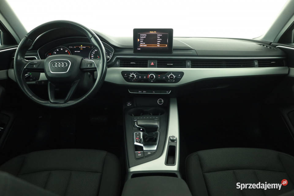 Audi A4 35 TFSI 1984cm3 Piaseczno