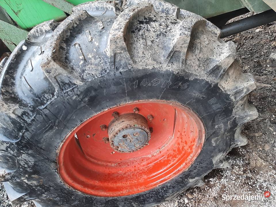Ciągnik leśny Fendt Favorit 610 z wciągarka 7ton