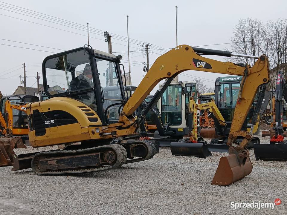 Mini koparka CAT 3025 z 2012r 2900 3 łyżki Złoczew