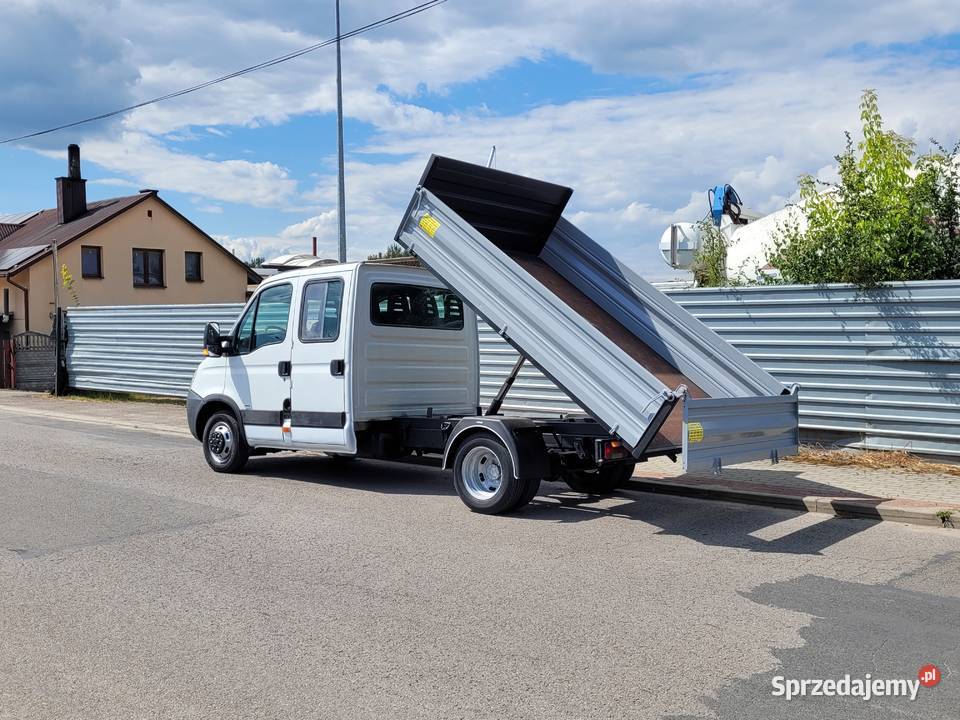 Iveco Daily 35C12 Doka 7 osób Kiper 3m Pilot Wywrotki podkarpackie Łańcut sprzedam