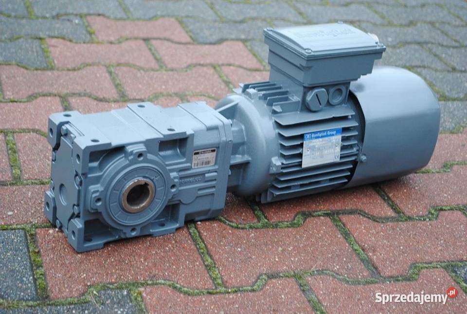 Motoreduktor kątowy 11kw 100obrmin Bonfiglioli Kargowa sprzedam