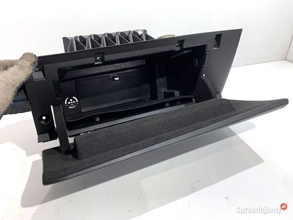 SCHOWEK PASAŻERA BMW F39 Crossover PÓŁKA DESKI Części samochodowe podkarpackie