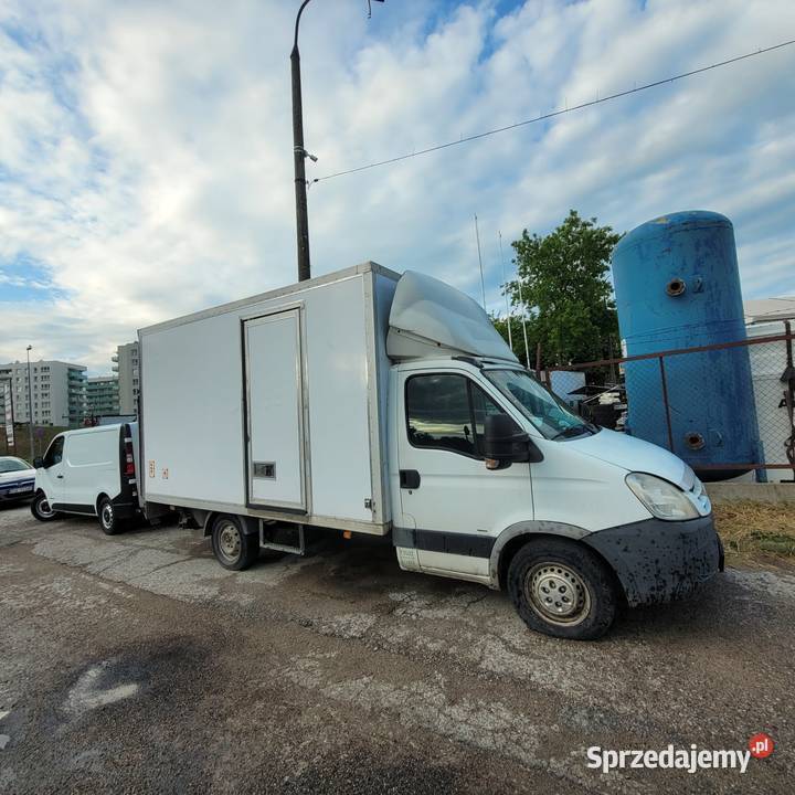 Iveco Daily 35S12 z Windą 2007 r 23 HPI Białystok