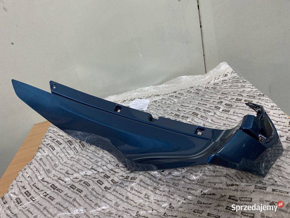 Piaggio Beverly 400 ABS SX 300 HPE owiewka lewa Poznań sprzedam