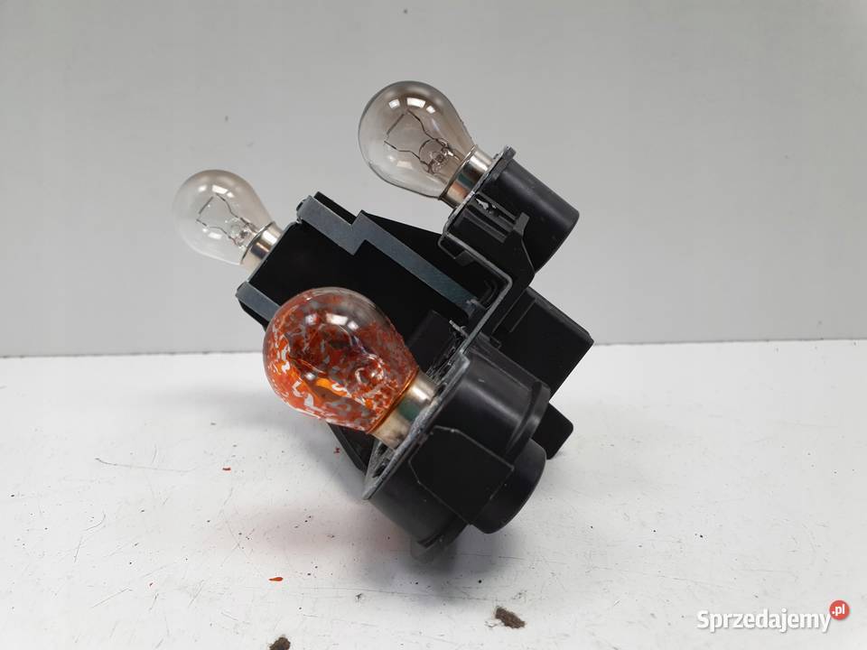 Volvo V40 II WKŁAD TYLNEJ LAMPY ŻARÓWKI TYLNEJ osobowe Janów