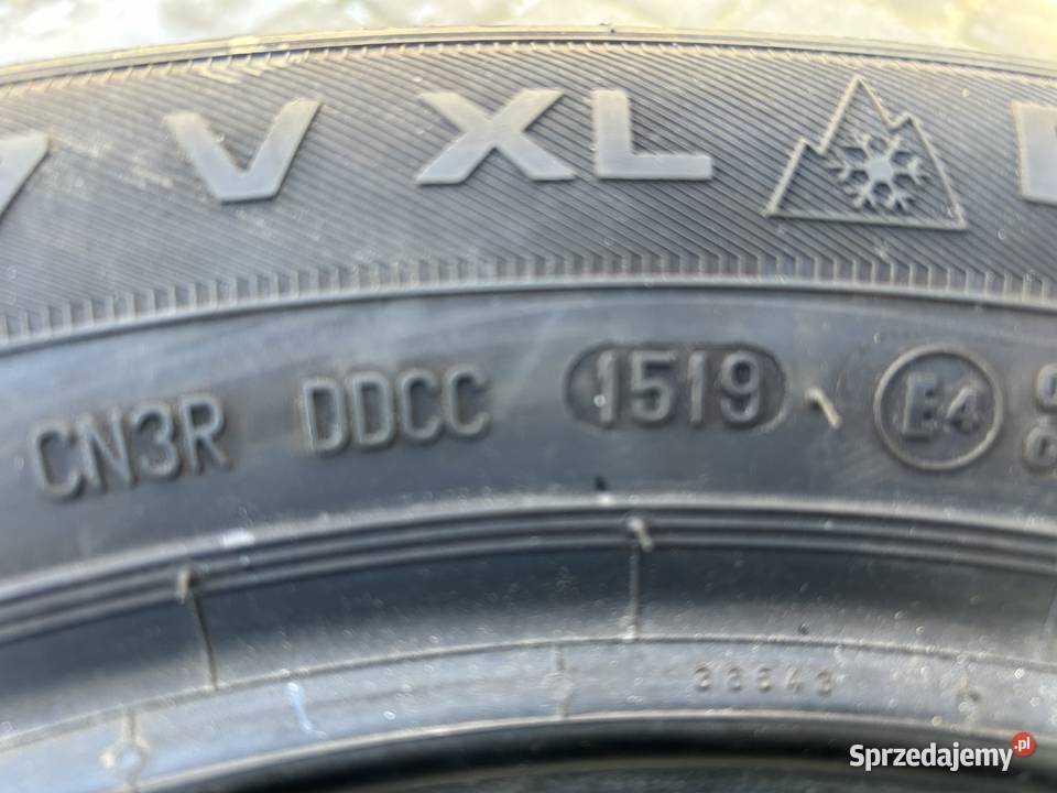 Opony zimowe uniroyal 21555r17v xl ma plus 77 zima Nowe Lipiny sprzedam