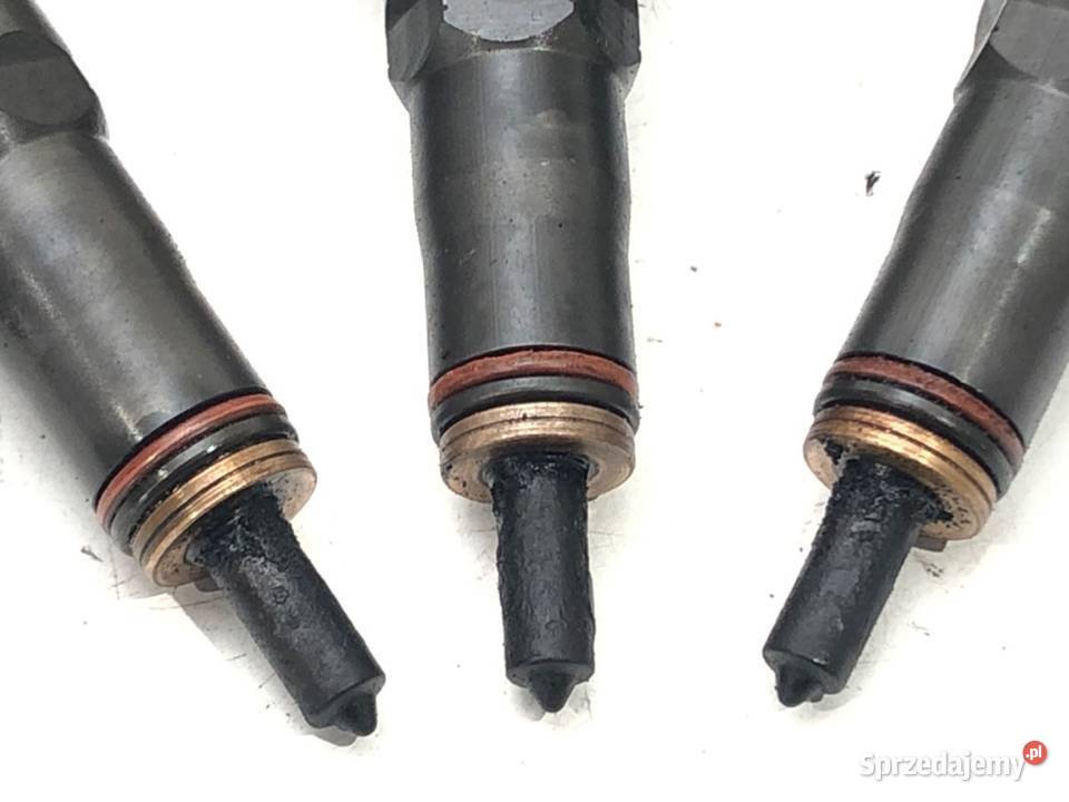 WTRYSKIWACZE KOMPLET VW POLO IV 9N 038130073AG