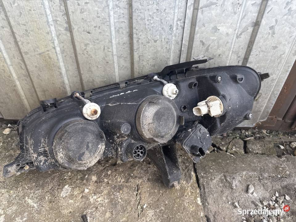 Lampa przód prawa Opel Omega B sprzedam