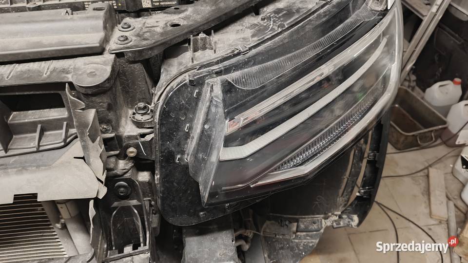 Lampa lewy przód Tiguan II lift 5NL941035A Straszydle
