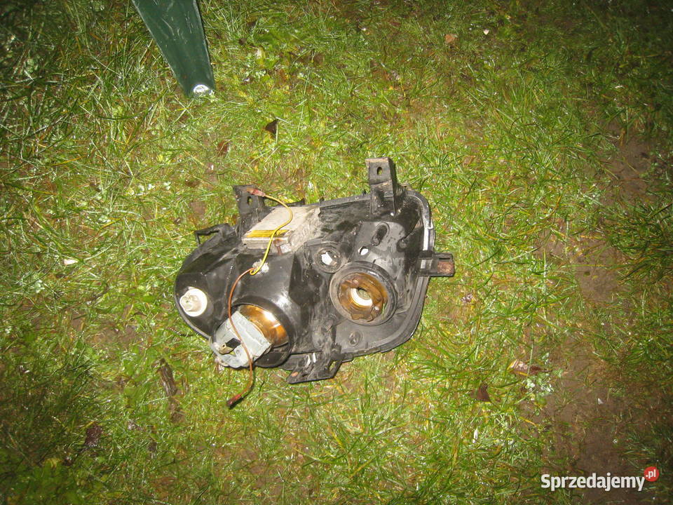 Lampa przednia prawa Renault Clio II Thalia 9801 Kraków sprzedam