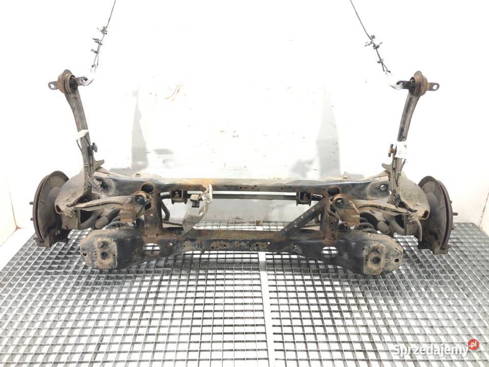 BELKA TYŁ VOLVO C30 Hatchback 0613 TYLNA Części samochodowe