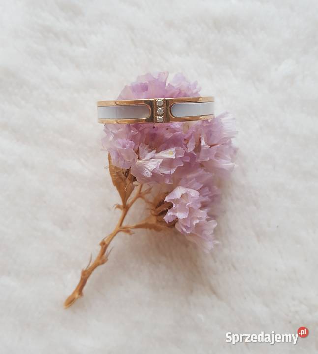 Nowy pierścionek obrączka złoty kolor stal sprzedam