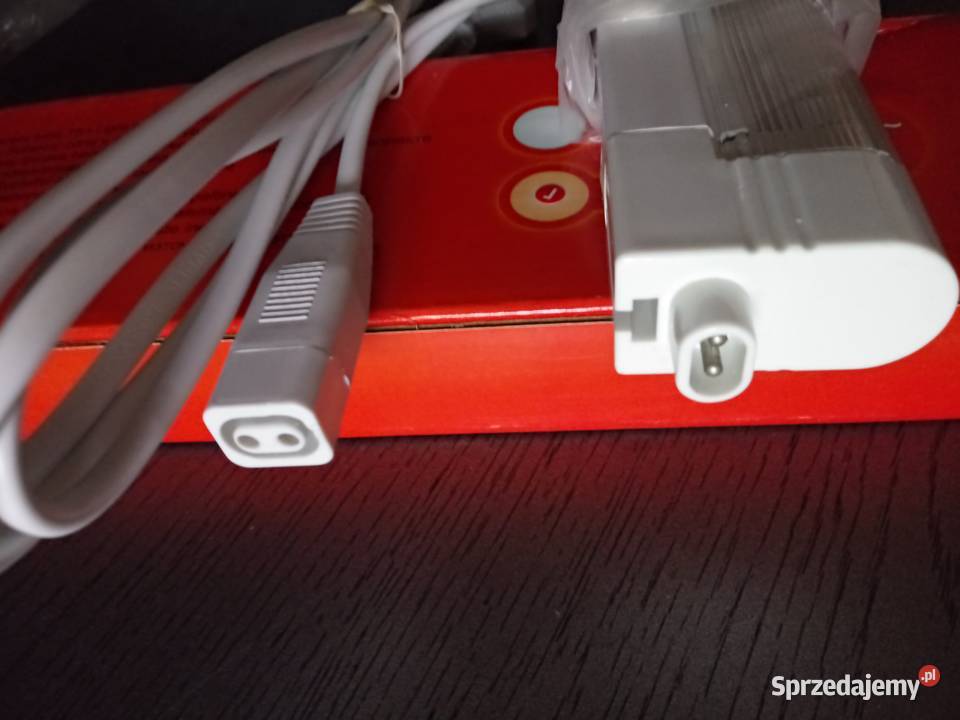 Oprawa meblowa podszafkowa M713 biały małopolskie Olkusz sprzedam