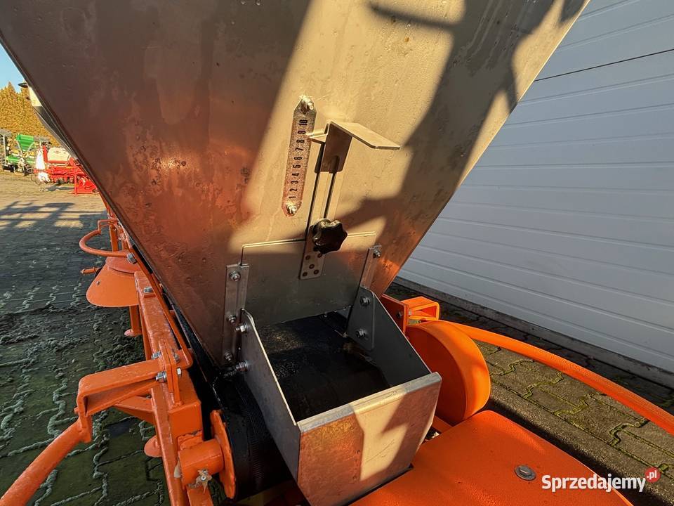 Rozsiewacz MOTYL N031 nieuszkodzony łódzkie