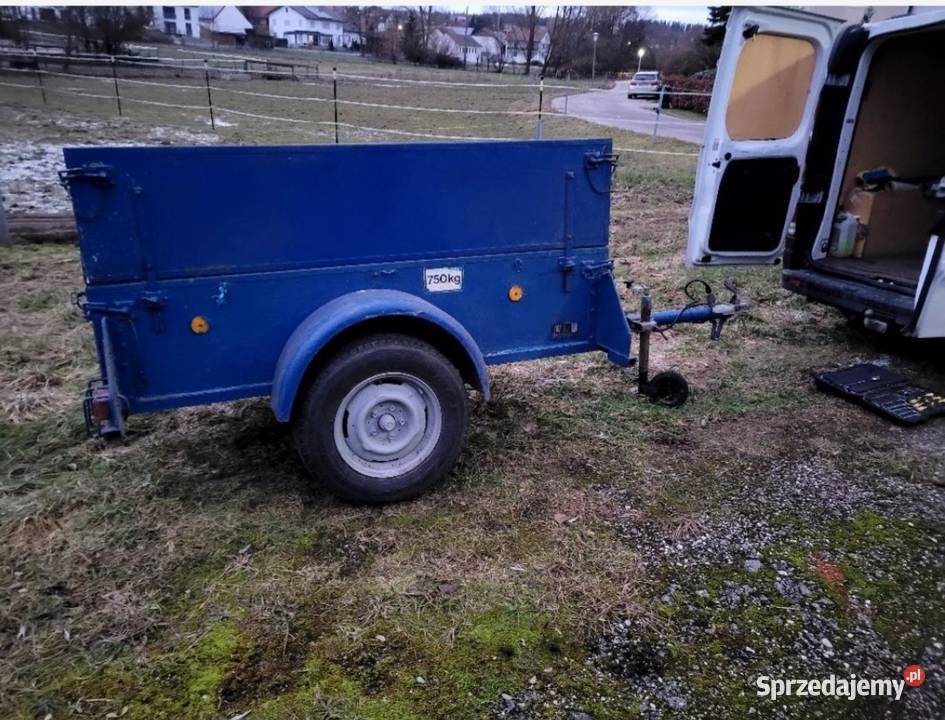 Przyczepka 750 z Niemiec burtowe Gierałtów