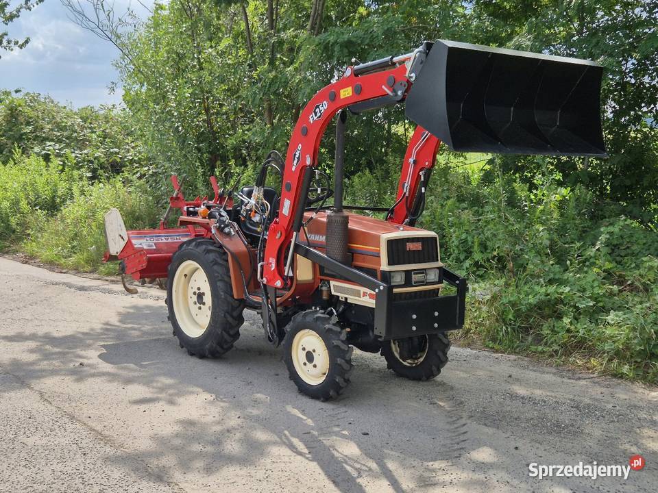 Traktorek YANMAR F16D 16 44 Ładowacz FL250