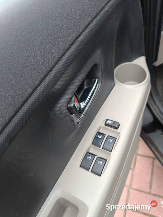 Daihatsu SIRION 13 Benzyna AWD 4x4 centralny zamek opolskie Bierawa