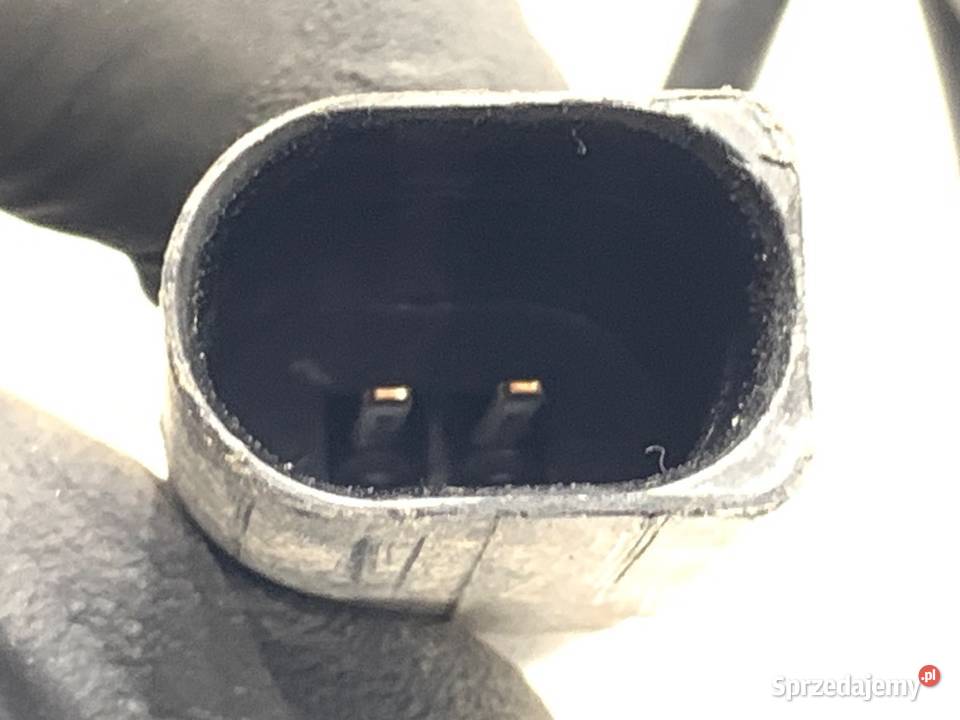 ZAMEK MASKI PRZÓD SKODA FABIA III Kombi osobowe