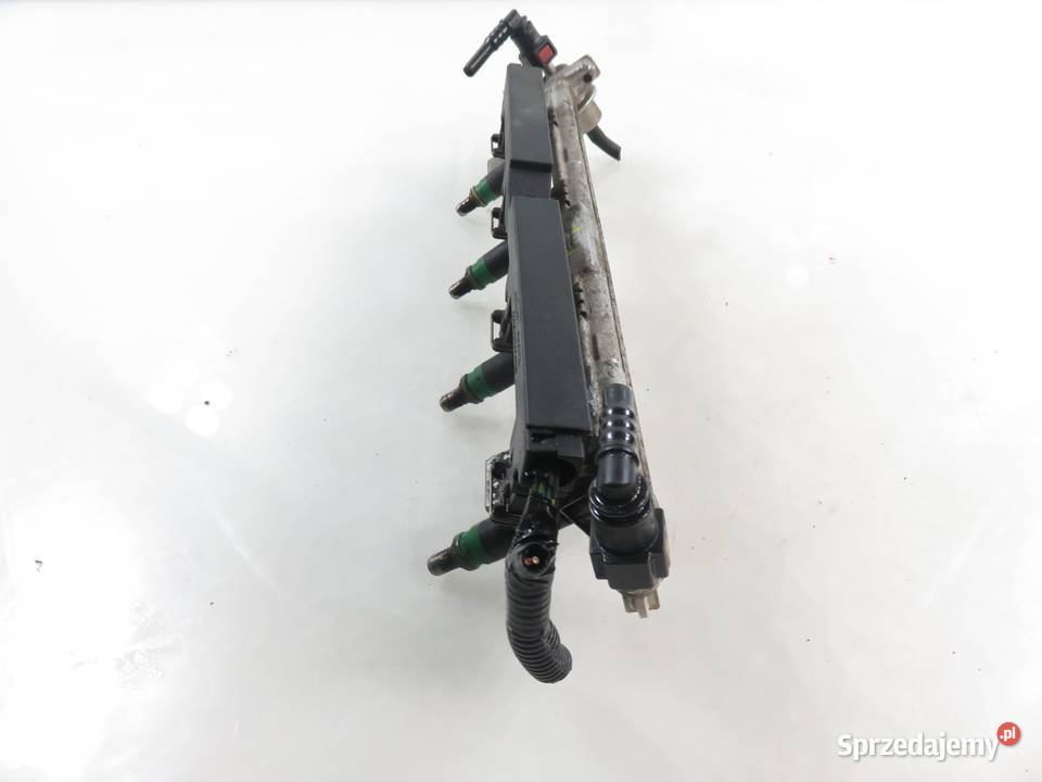 LISTWA WTRYSKOWA MAZDA 2 I 14 98MFBB 9D2809H487 sprzedam