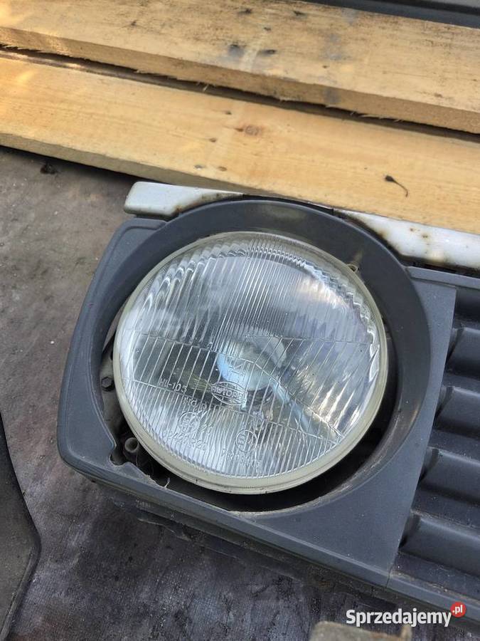 VW Golf II pas przedni grill lampy zderzak Jelcz-Laskowice