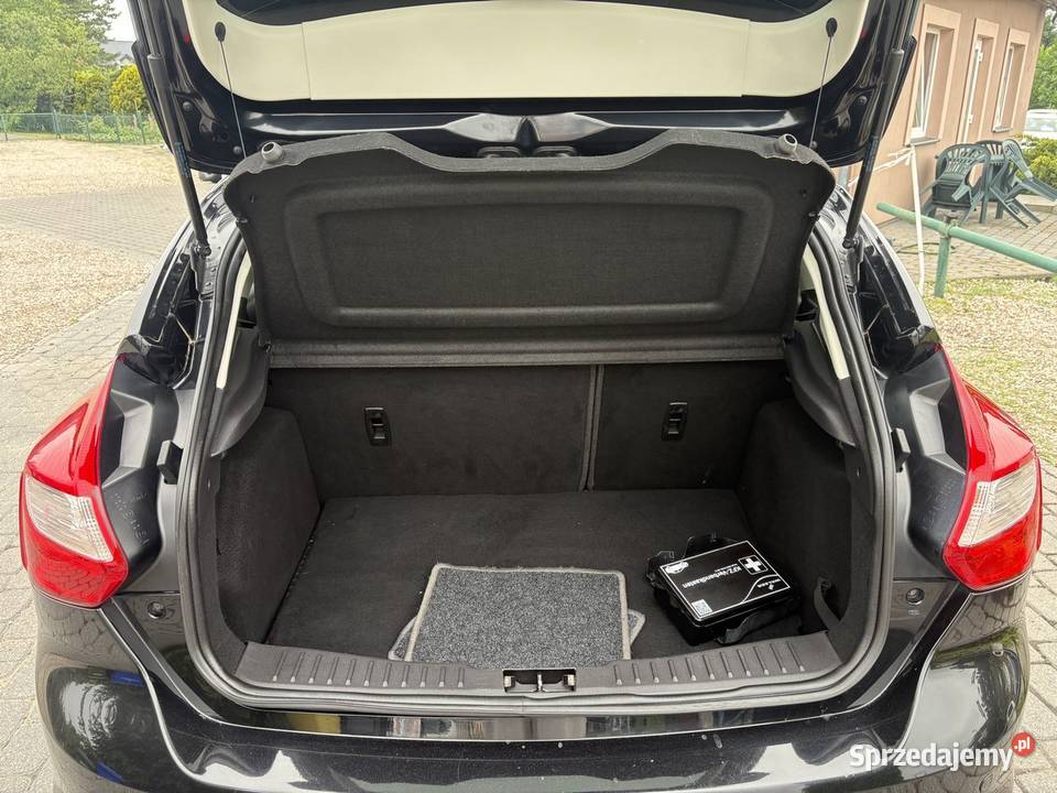 Ford Focus 10 EcoBoost 125 Bogate wyposażenie czujnik zmierzchu Dolna Grupa