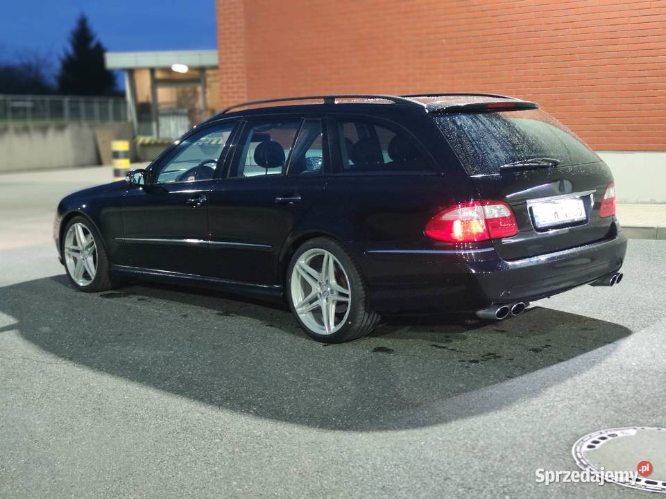 Mercedes w211 e500 V8