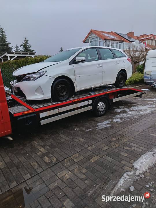 Sprzedam toyote auris214 dizel uszkodzonom uszkodzony Toyota Konin