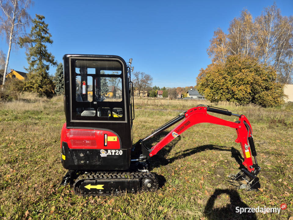 Minikoparka AT20 KUBOTA D902 2000 z kabiną 4 nie Grodziec