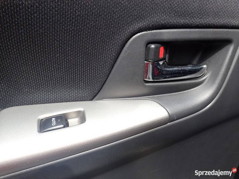 Sprzedam niezawodną Toyotę Corollę Verso opolskie Korfantów