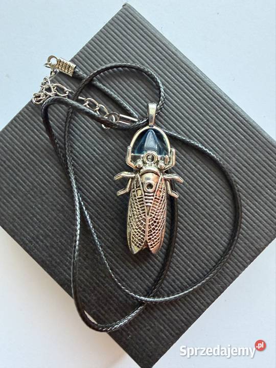 Naszyjnik z metalu i szkła cykada